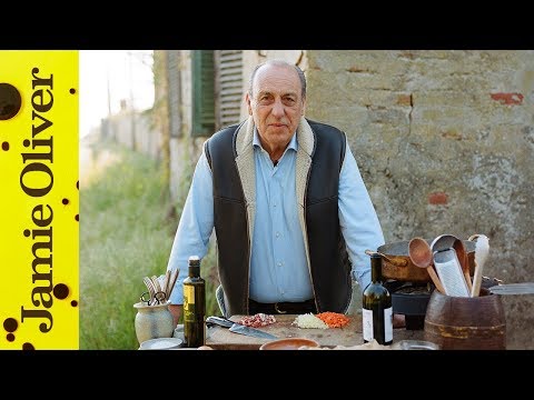 Gennaro Contaldo's Classic Italian Ragu Bolognese | Citalia. 