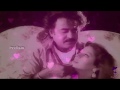 Azhagu Nee Nadanthaal (அழகு நீ நடந்தால்) Whatsapp Status Song || Baasha Movie