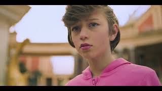 Bande-annonce BUTTERFLY (De Max à Maxine) - HD