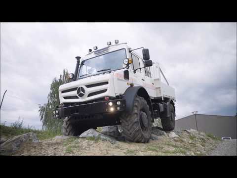 mercedes-benz-unimog-u-5023-goes-off-road-featuring-mercedes-benz-g-500