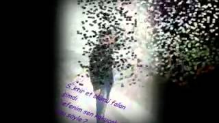 Şu Metri̇si̇n Önü Bi̇r Uzun Alan Bi̇rtek Seni̇ Sevdi̇m Geri̇si̇ Yalan Resimi