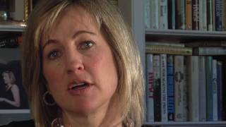 Famous We Are EMILY: Dee Dee Myers Wealth