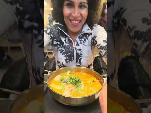 وااای تناز رفته رستوران چینی ها بینید تا آخر فقط فالو لایک یادت نرود