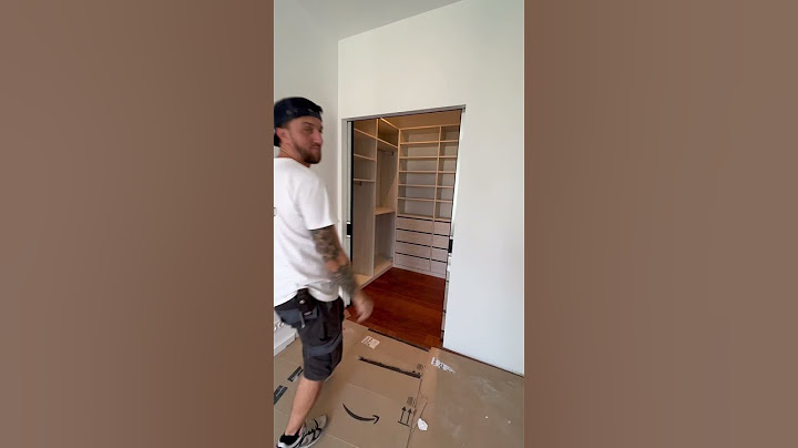 Dressing sur-mesure réalisé par Fast Placard à Antibes