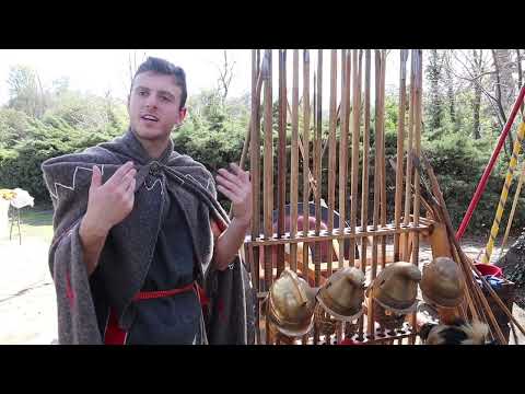 Marseille - Un campement grec s’invite à la mairie des 9/10