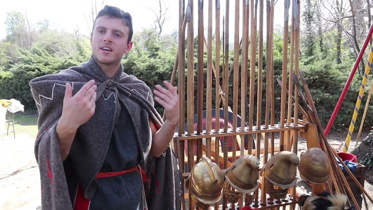 Marseille - Un campement grec s’invite à la mairie des 9/10