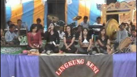 Jaipong Panggung.