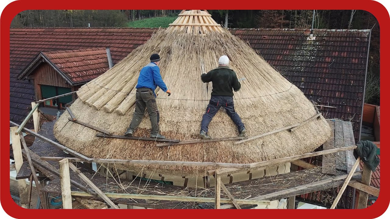 Schilfrohrdach decken | Auf Schleichwegen unterwegs | vulkantv.at