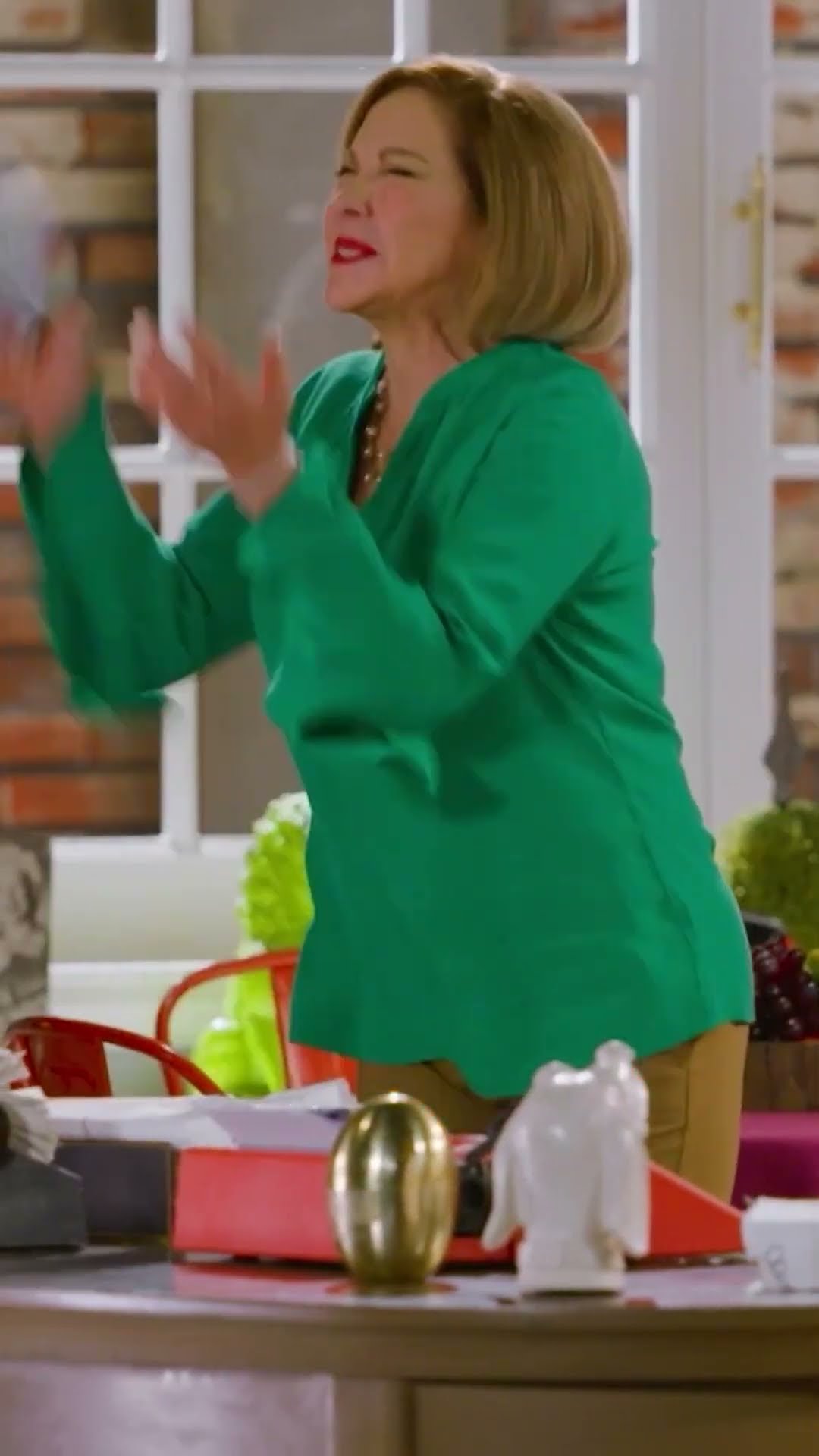 ¿Preparaste albondigas o un pandero? ? #Vecinos #Bloopers