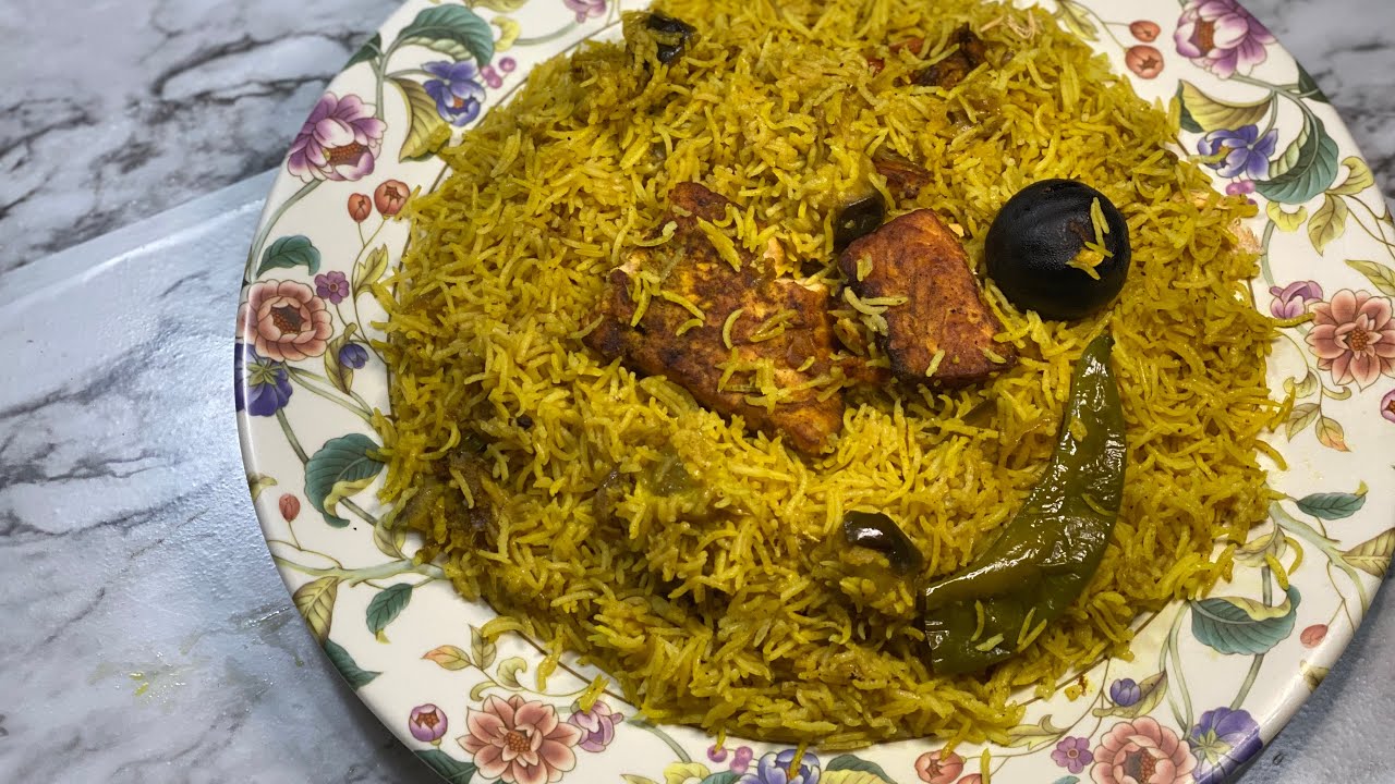 طريقة عمل كبسة سمك السالمون ( طريقة خالتي 🥰 ) طعم ونكهه وريحة لاتقااااوم جربوها / Salmon fish kabsa