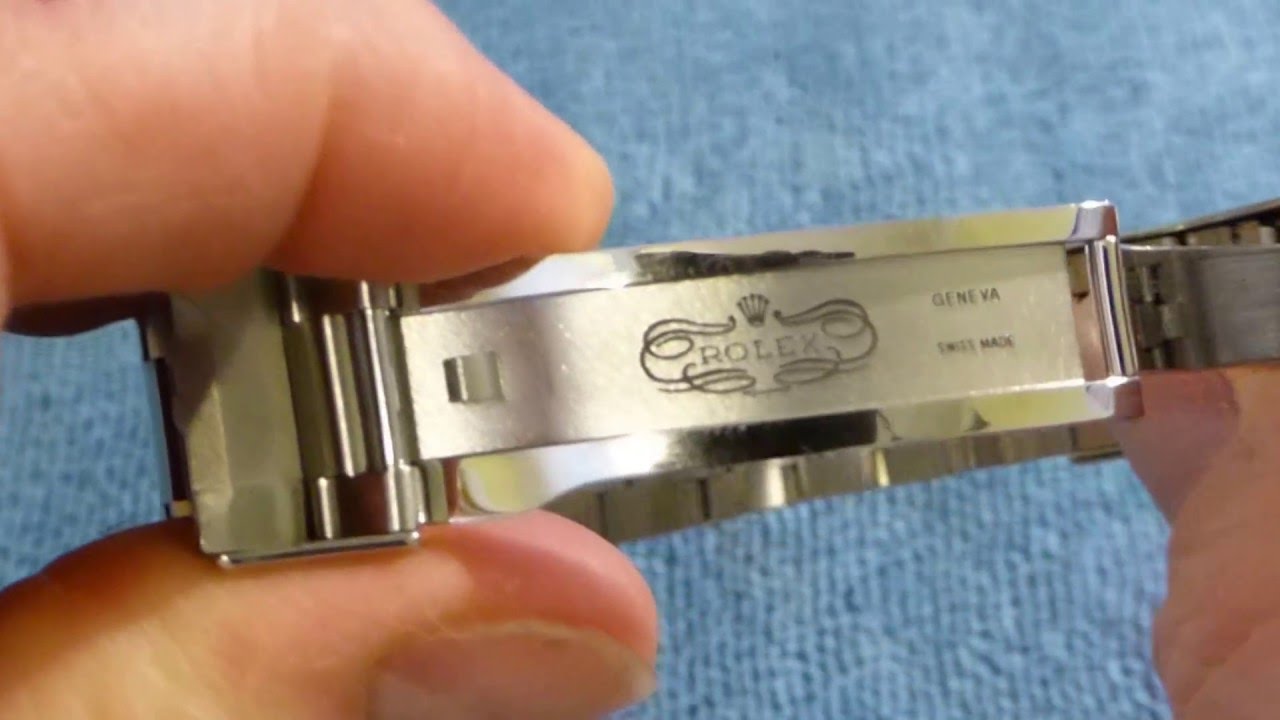 Rolex Submariner 104060 - YouTube