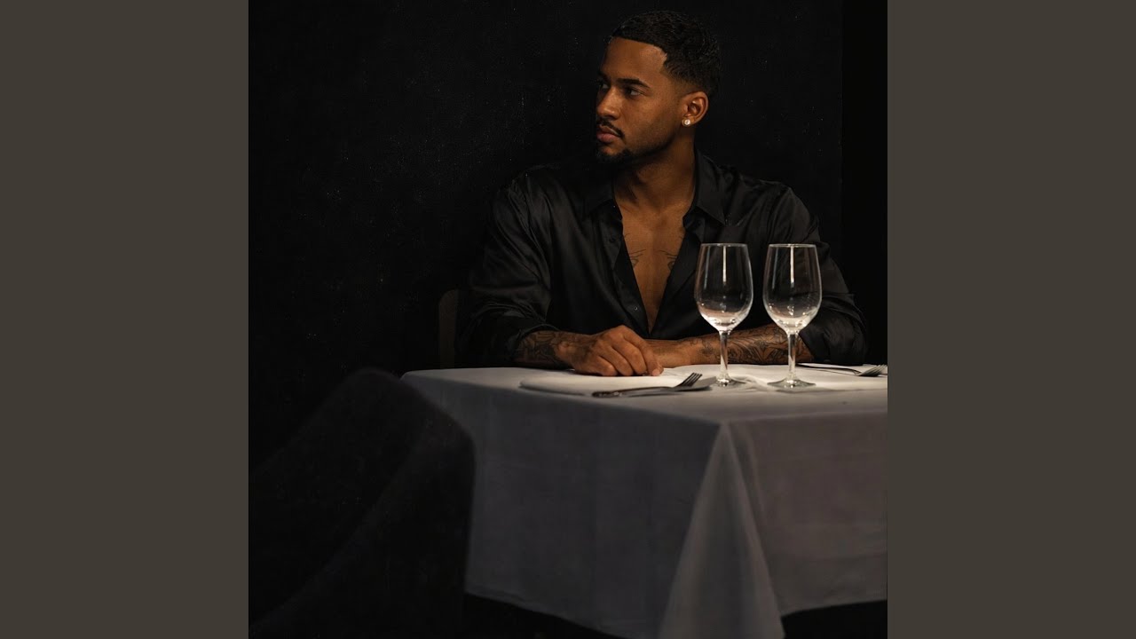 Table for one auf YouTube ansehen Table for one auf YouTube ansehen