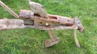 Film to show several different shavehorse designs for green woodworking. If you are thinking of building a shavehorse, then there 