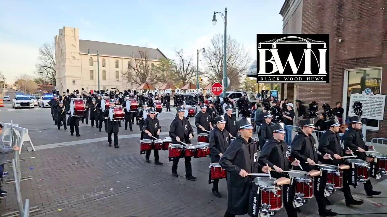 Liberty Bowl Pep Rally on Beale st. in Memphis;   (Navy&Cincinnati) 