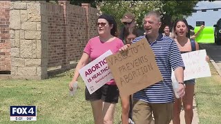 Texas clinics halt abortions after state high court ruling