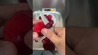 Red Plums australia asmr peeling satisfying fruits food shorts