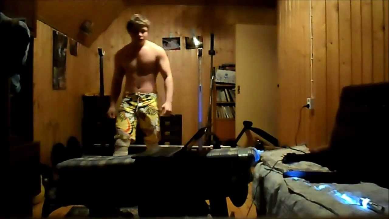 46.4 kg/100.53 lbs dumbell press 6x (bw 75.4 kg/166.23lbs) Height 170 cm