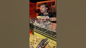 Pizza had me motivated #apexlegend #pizza