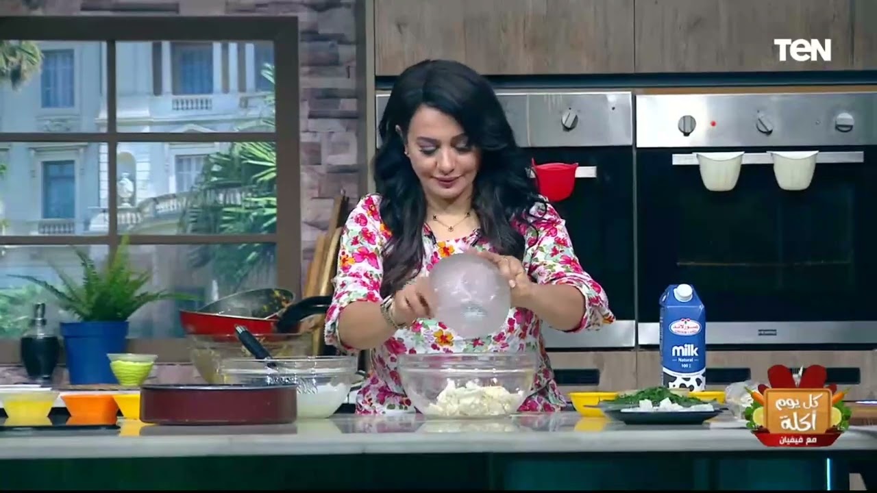 طريقة عمل جلاش بالسبانخ و الجبن مع الشيف فيفيان