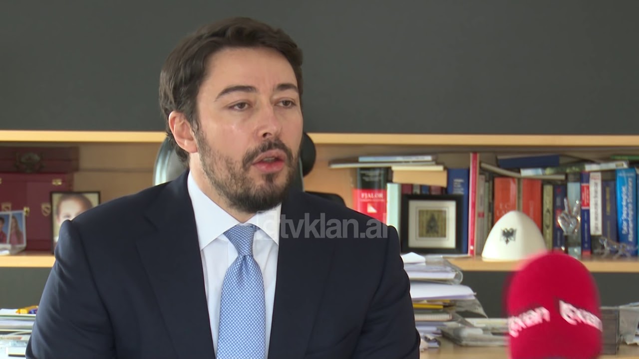 Flet Shkelzen Berisha/ “Rihapja e hetimeve per CEZ, shashke politike e Edi Rames
