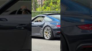 Dupla de 911 turbo s e gts
