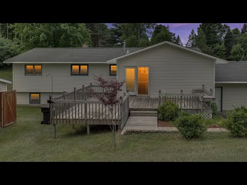 2512 5 Mile Rd, Traverse City, MI home video tour