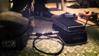 rmc picture vs dunlop jimi hendrix wah