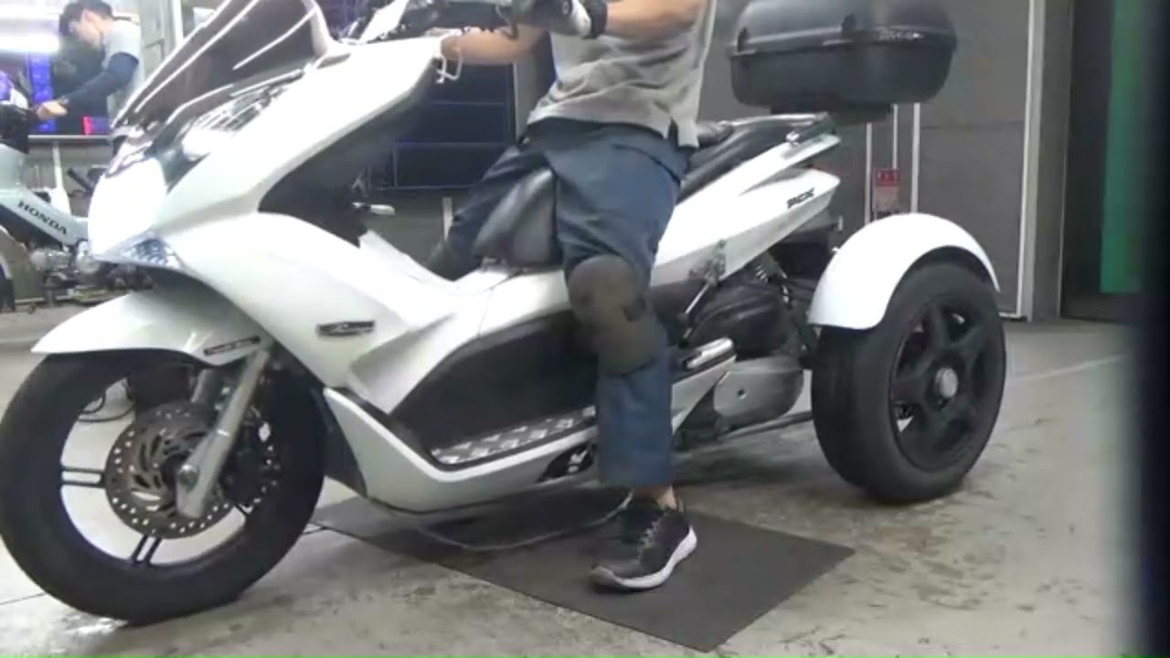 Трайк скутер Honda PCX 125 Trike рама NC125 модификация классика задний мотокофр пробег 34 т.км