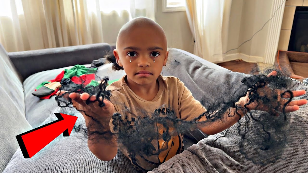 SCARLETT has NO HAIR 🥺 