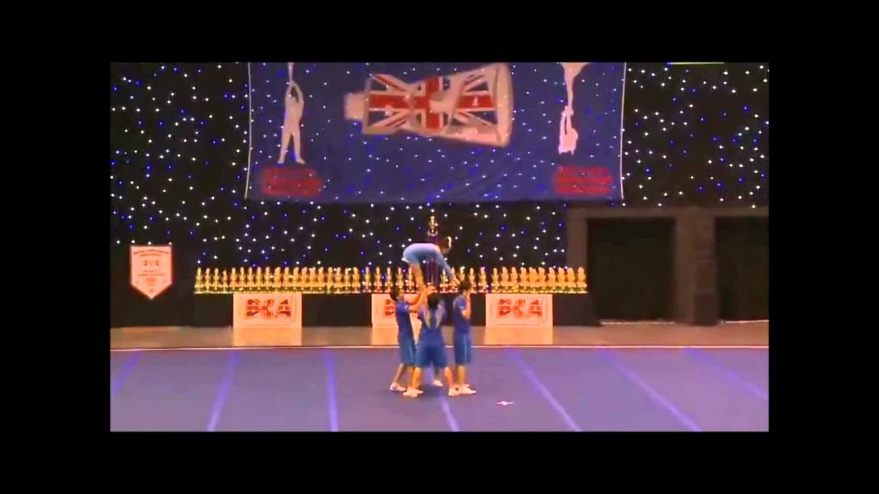 QM Angels - Level 3 Co-ed Group Stunt at BCA 2011 - YouTube