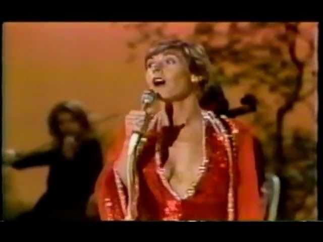 Helen Reddy - Make Love To Me