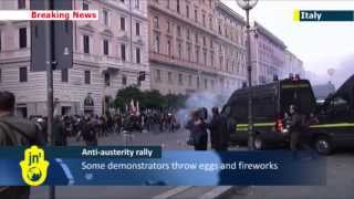 Rome Anti-Austerity Protest: Demonstrators clash with police in Italian capital