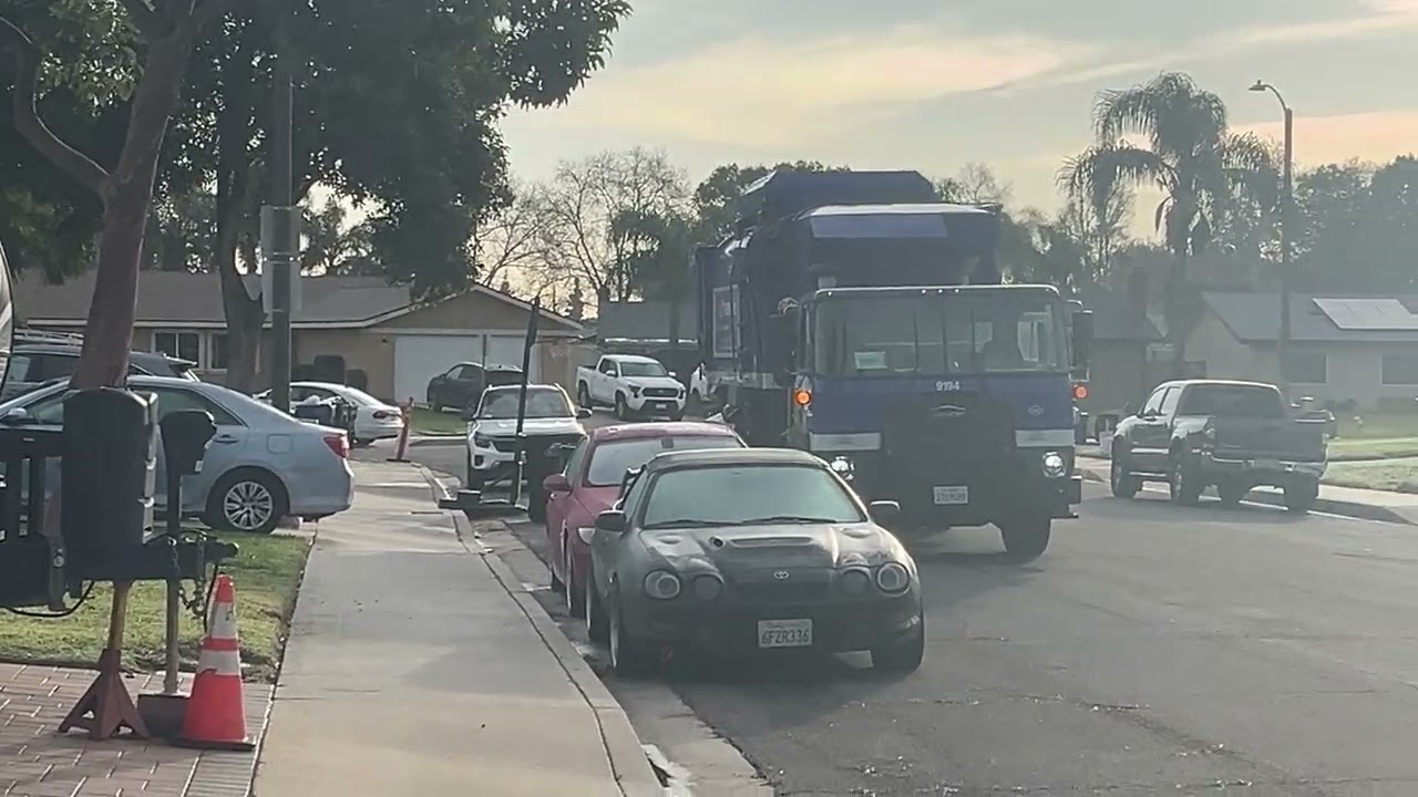Trash Pickup 9194 (Honks at me) 02/20/26