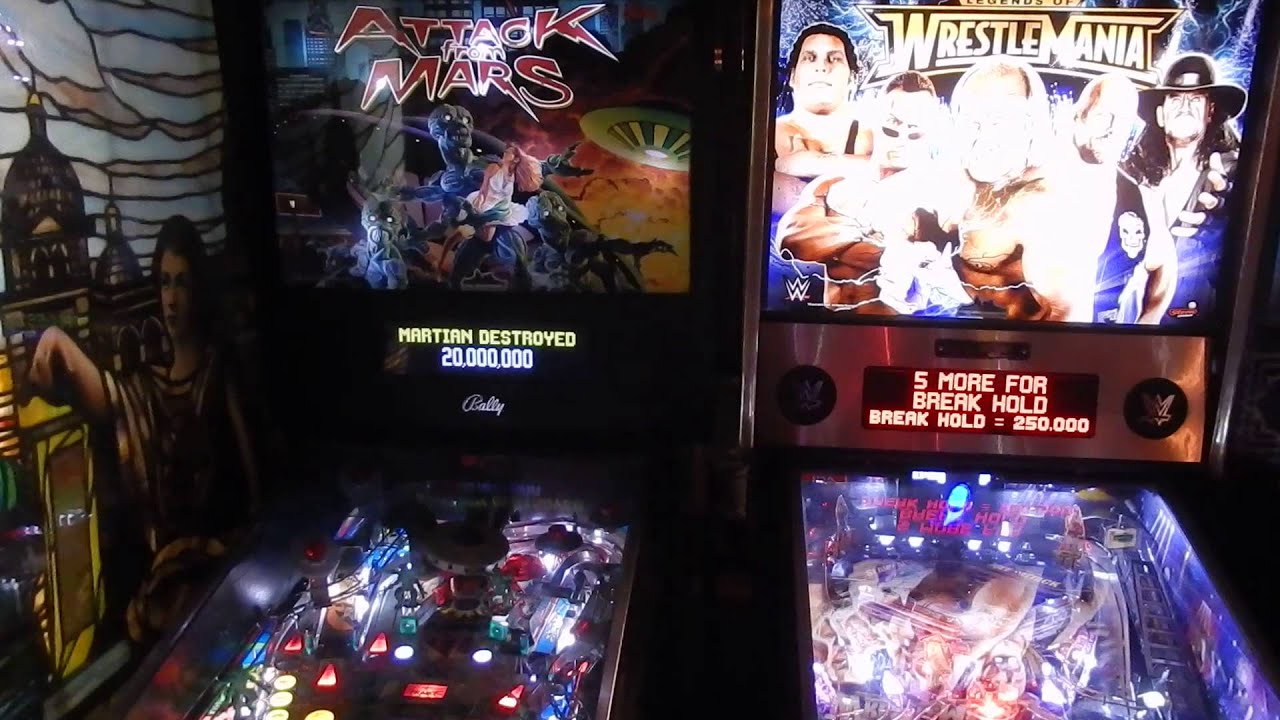 Pinball machines at UpDown arcade 500 E Locust St, Des Moines, IA