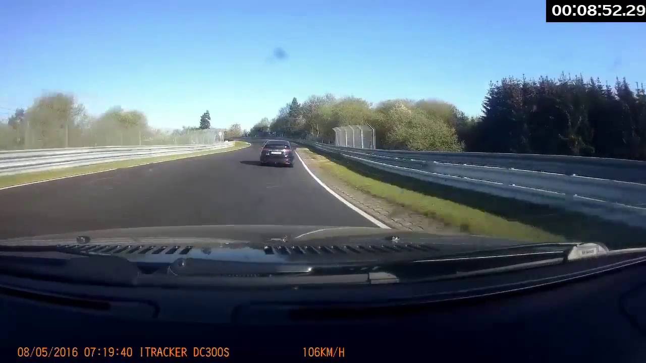 Touristenfahrten Nordschleife BMW E36 325i - nearly crash/stick is am glownn
