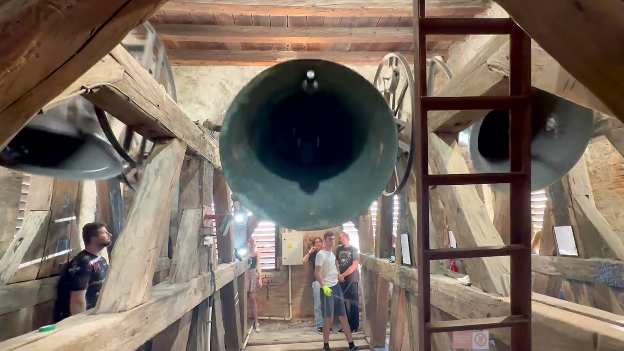 Trenčín (SK), kostol Narodenia Panny Márie - zvonenia počas hodovej slávnosti; zvony /08.09.2023/