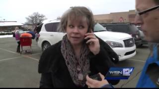 Customers find it hard to get help with Target security breach Profile