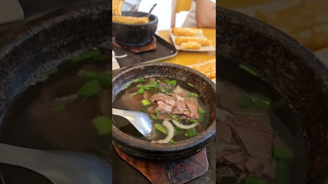 Phở bát đá hàm nghi hà nội #shorts - youtube