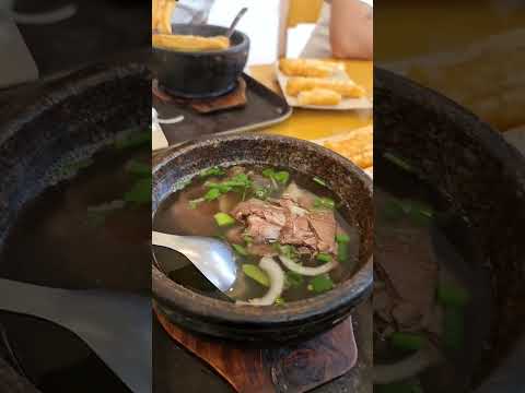 Video Phở bát đá hàm nghi hà nội #shorts - youtube