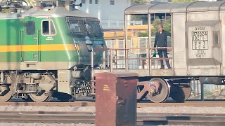 Famous Giant 116 Wagon Coal Python Train with WAG-9 Lead and Mid Power – A Perfect Railfan Moment Profile