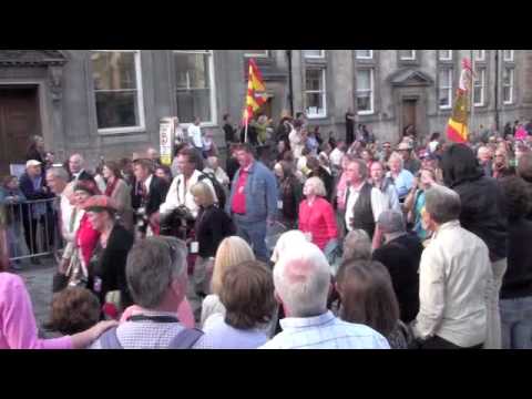 The arrival of the Camerons at Edinburgh Castle