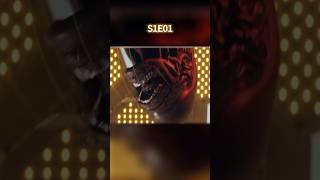 Xenomorph Breaches Door Morrow Slides Into Pod