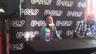 Ashanti Sings A Clip of "Baby"