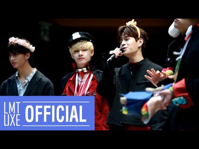 Stray Kids 181108 명동 팬사 - SEUNGMIN All of Me cr. LMT UXE class=