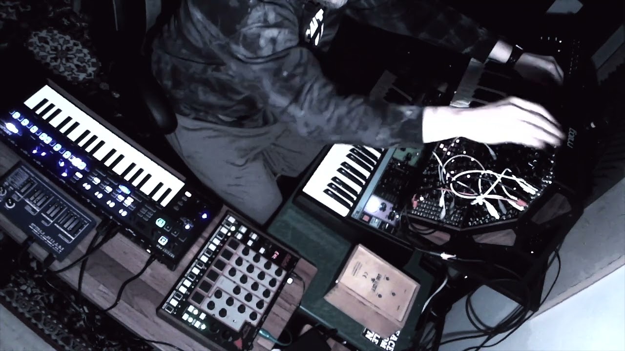 acid sunday - dawless jam moog grandmother dfam subharmonicon spectravox akai rhythm wolf