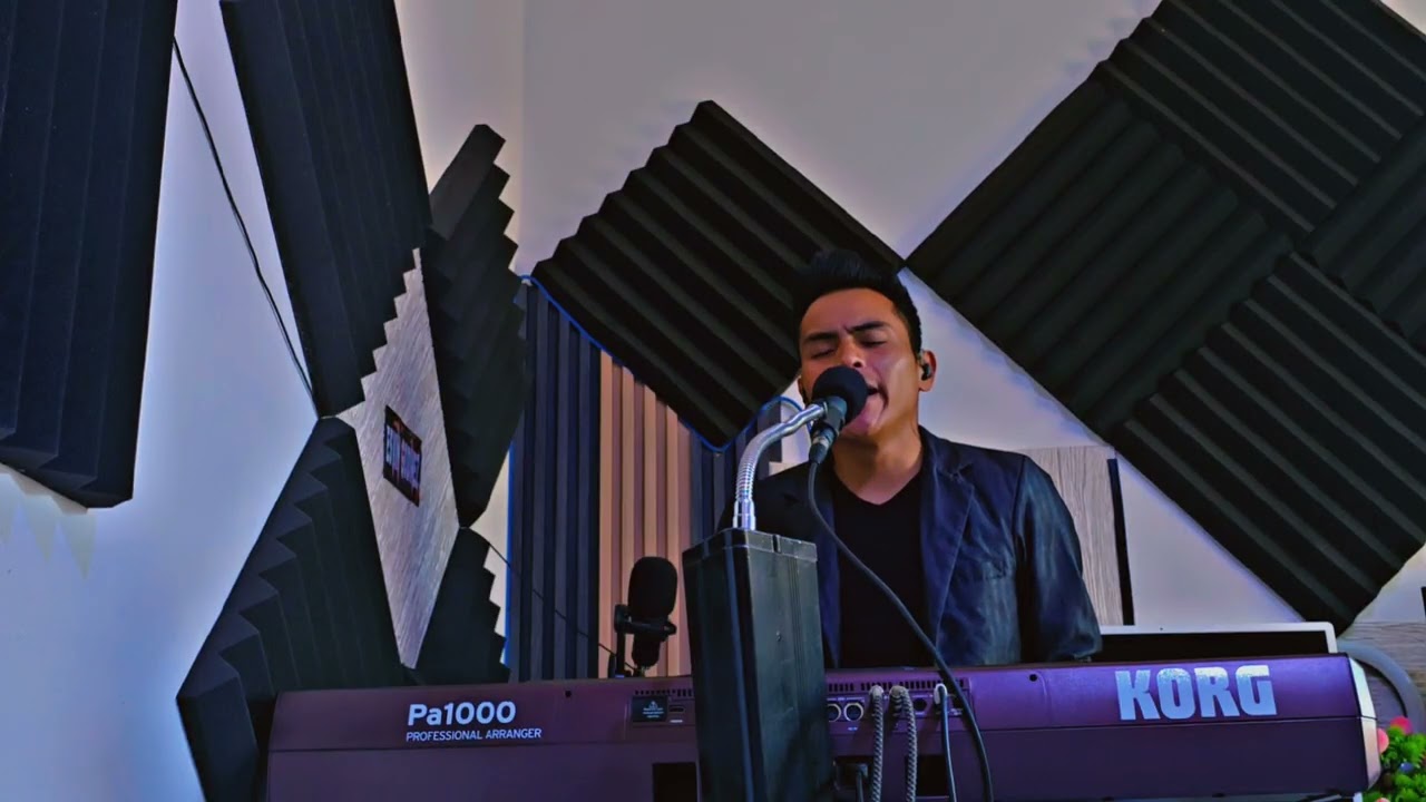 Viajando Voy.   Esvin Godinez 