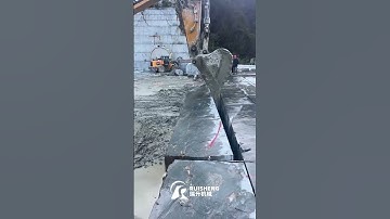 Mining of granite blocks with double saw blades#sawblade #stonequarrymachine #quarryequipment