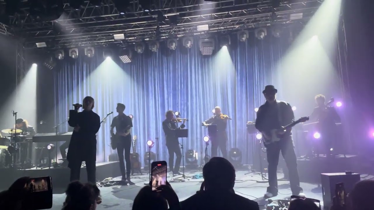 Hooverphonic - Eden (live at 'The Roman Arenas', Bucharest 2025)