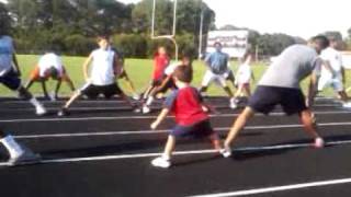 Mario y Constanza calentando para atletismo