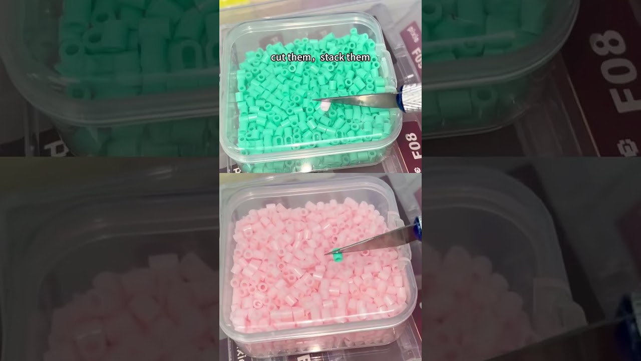 Не могу остановиться, отрезая бусины! Создала двухцветную Мику✨ 